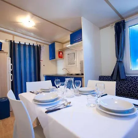 Campsite Blu Fantasy 4*